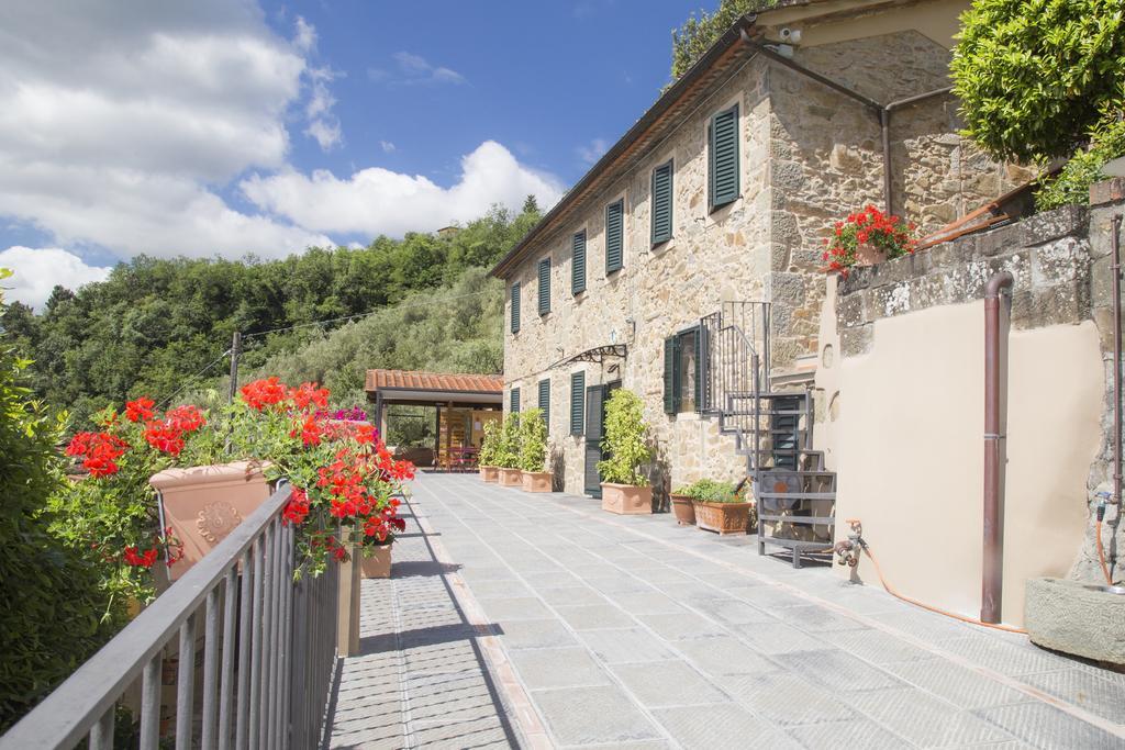 Podere Scoglio D'Oro Pescia Exteriör bild
