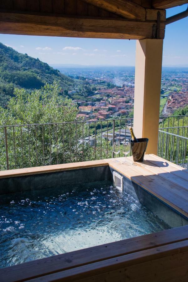 Podere Scoglio D'Oro Pescia Exteriör bild