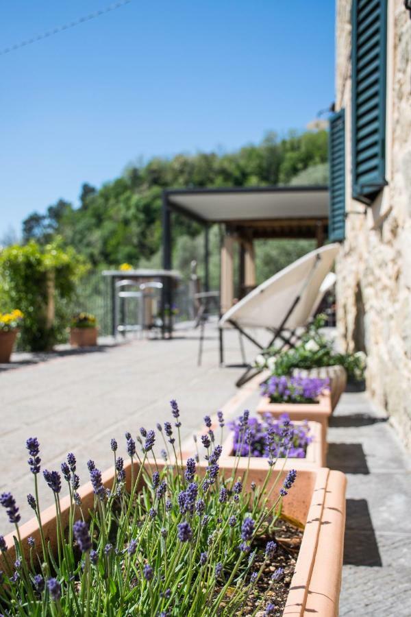 Podere Scoglio D'Oro Pescia Exteriör bild